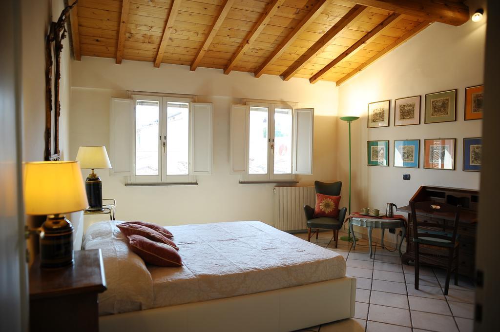 My Sweet Home In S. Frediano フィレンツェ 部屋 写真