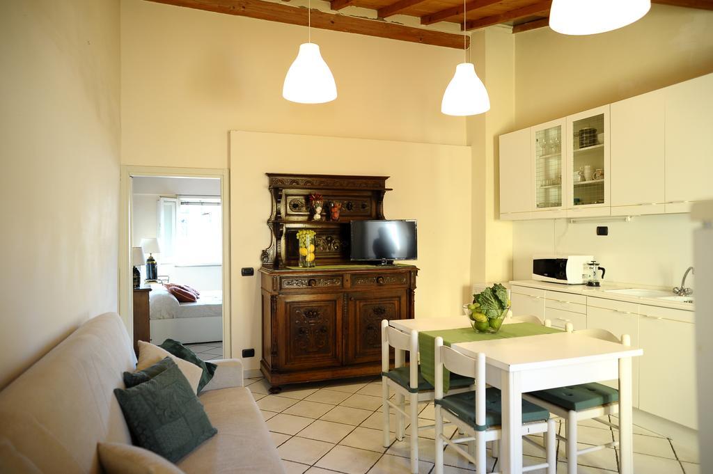 My Sweet Home In S. Frediano フィレンツェ 部屋 写真